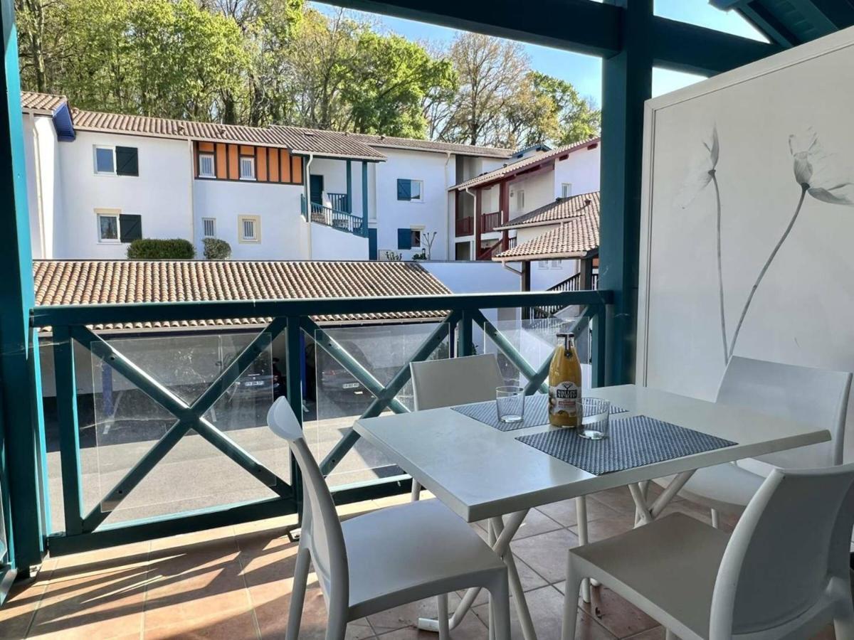 Appartement T2 A Cambo-Les-Bains Avec Piscine, Terrasse Et Parking Prive, Proche Des Thermes - Fr-1-495-82 Exterior photo
